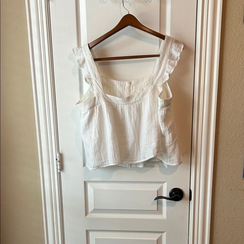 True Craft Cream Ruffled Sleeveless Blouse preppy fairy girly ethereal preppy - Picture 3 of 4